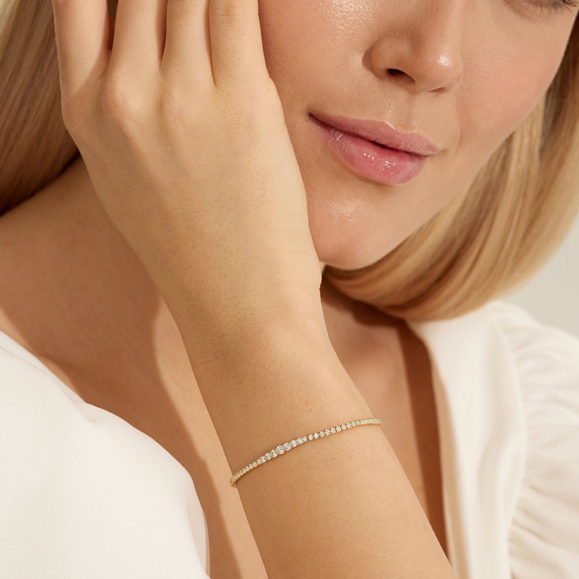 Buy Mia by Tanishq 14k Gold & Diamond Bracelet for Women Online At Best  Price @ Tata CLiQ